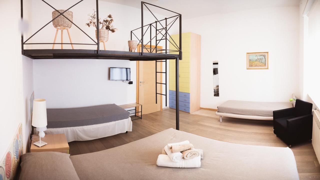 Accogliente Casa Livorno Bed and Breakfast Eksteriør billede